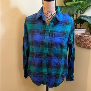 American Eagle Outfitters Blue & Green Plaid Button-Down Shirt